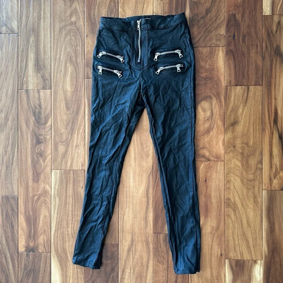 PrettyLittleThing Pants - PrettyLittleThing Black Faux Leather with Silver Zipper Skinny Pants size 4